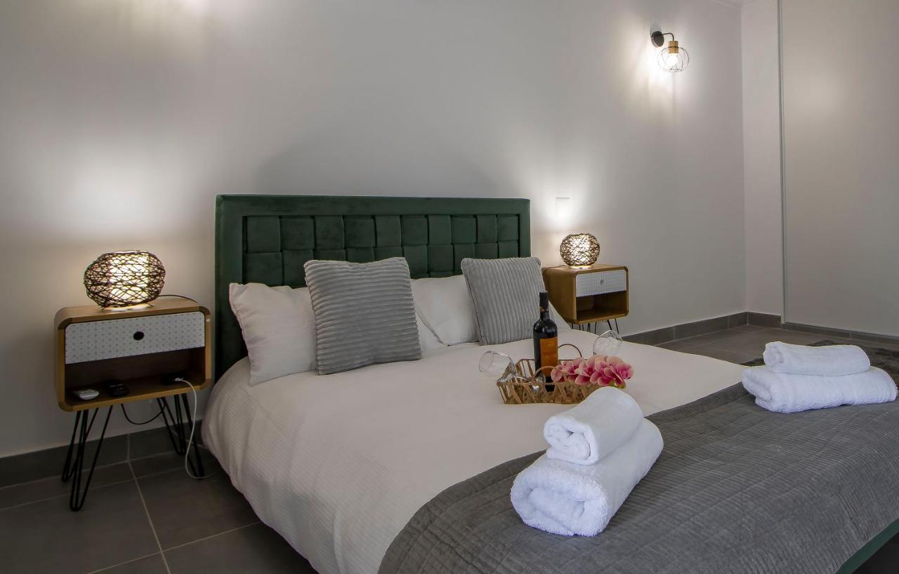 3 Minutes To The Beach, 2 Bedroom Amazing Apt With Balcony, Bbq Grill And Pool Sagres Bagian luar foto