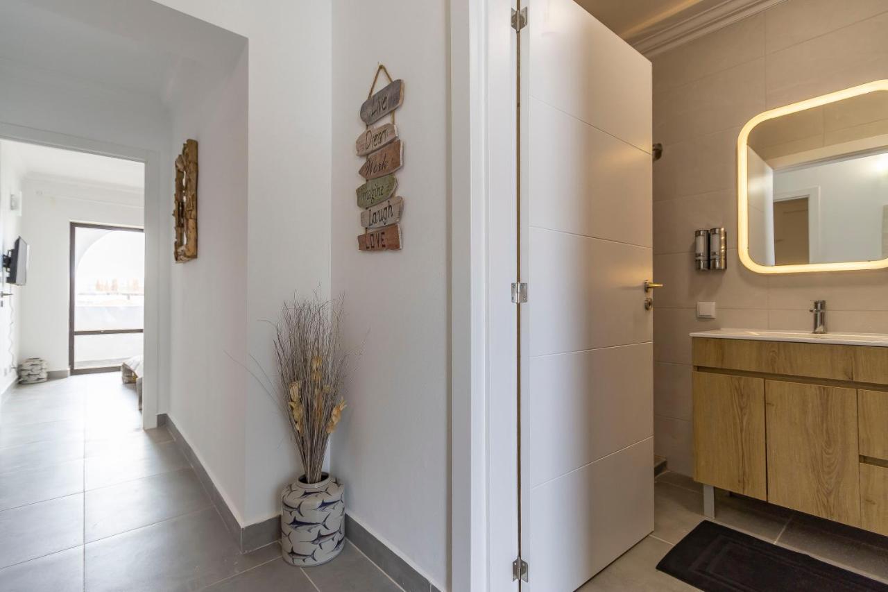 3 Minutes To The Beach, 2 Bedroom Amazing Apt With Balcony, Bbq Grill And Pool Sagres Bagian luar foto