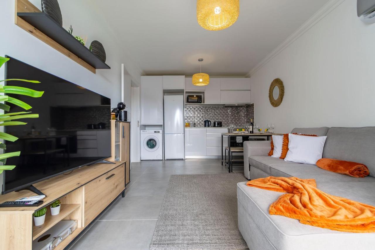 3 Minutes To The Beach, 2 Bedroom Amazing Apt With Balcony, Bbq Grill And Pool Sagres Bagian luar foto