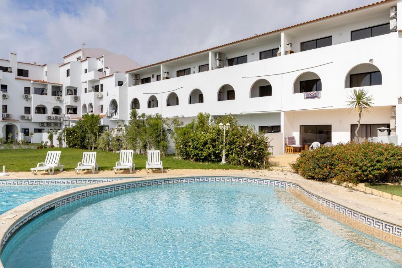 3 Minutes To The Beach, 2 Bedroom Amazing Apt With Balcony, Bbq Grill And Pool Sagres Bagian luar foto
