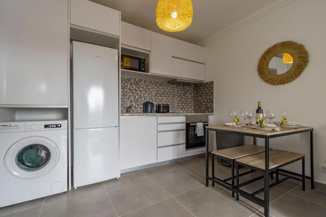 3 Minutes To The Beach, 2 Bedroom Amazing Apt With Balcony, Bbq Grill And Pool Sagres Bagian luar foto