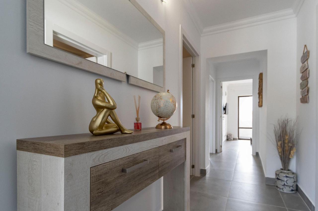 3 Minutes To The Beach, 2 Bedroom Amazing Apt With Balcony, Bbq Grill And Pool Sagres Bagian luar foto