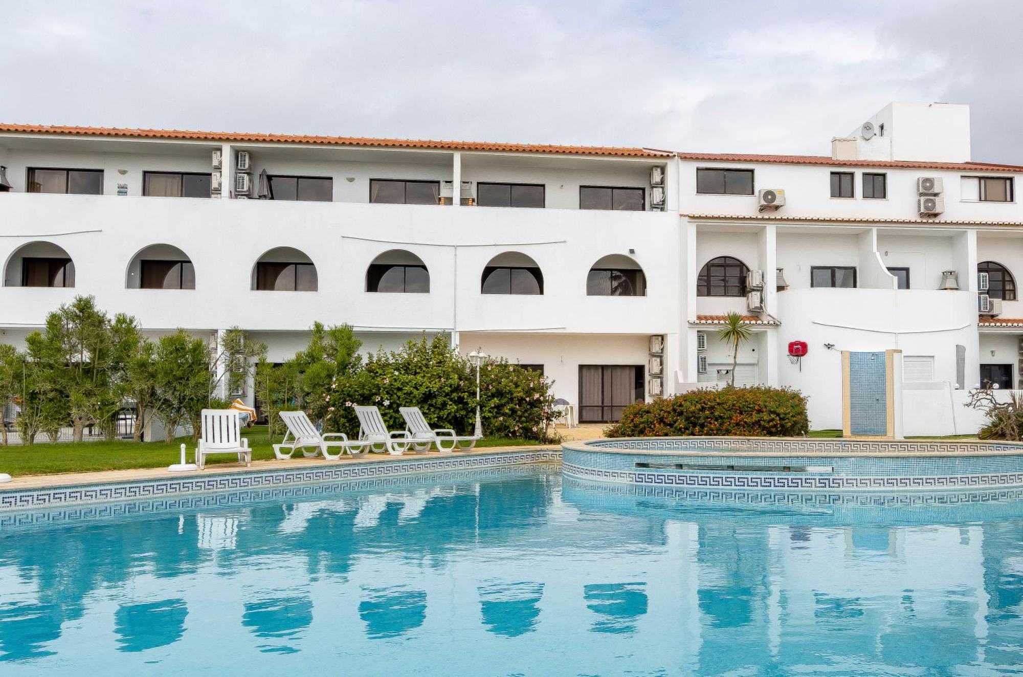 3 Minutes To The Beach, 2 Bedroom Amazing Apt With Balcony, Bbq Grill And Pool Sagres Bagian luar foto